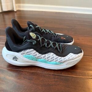 Under Armour Steph Curry 11 Basketball Shoes- Mens Size 11.5